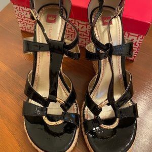 Elaine Turner Kylie Size 8 wedge